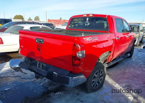 2014 Toyota Tundra Limited 5.7L V8 z USA, uszkodzony, nr VIN 5TFHW5F11EX367440